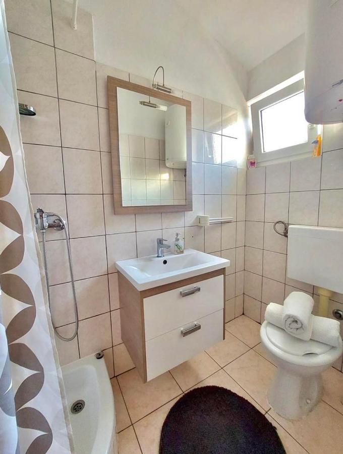 Grgo Apartments Drage Bagian luar foto
