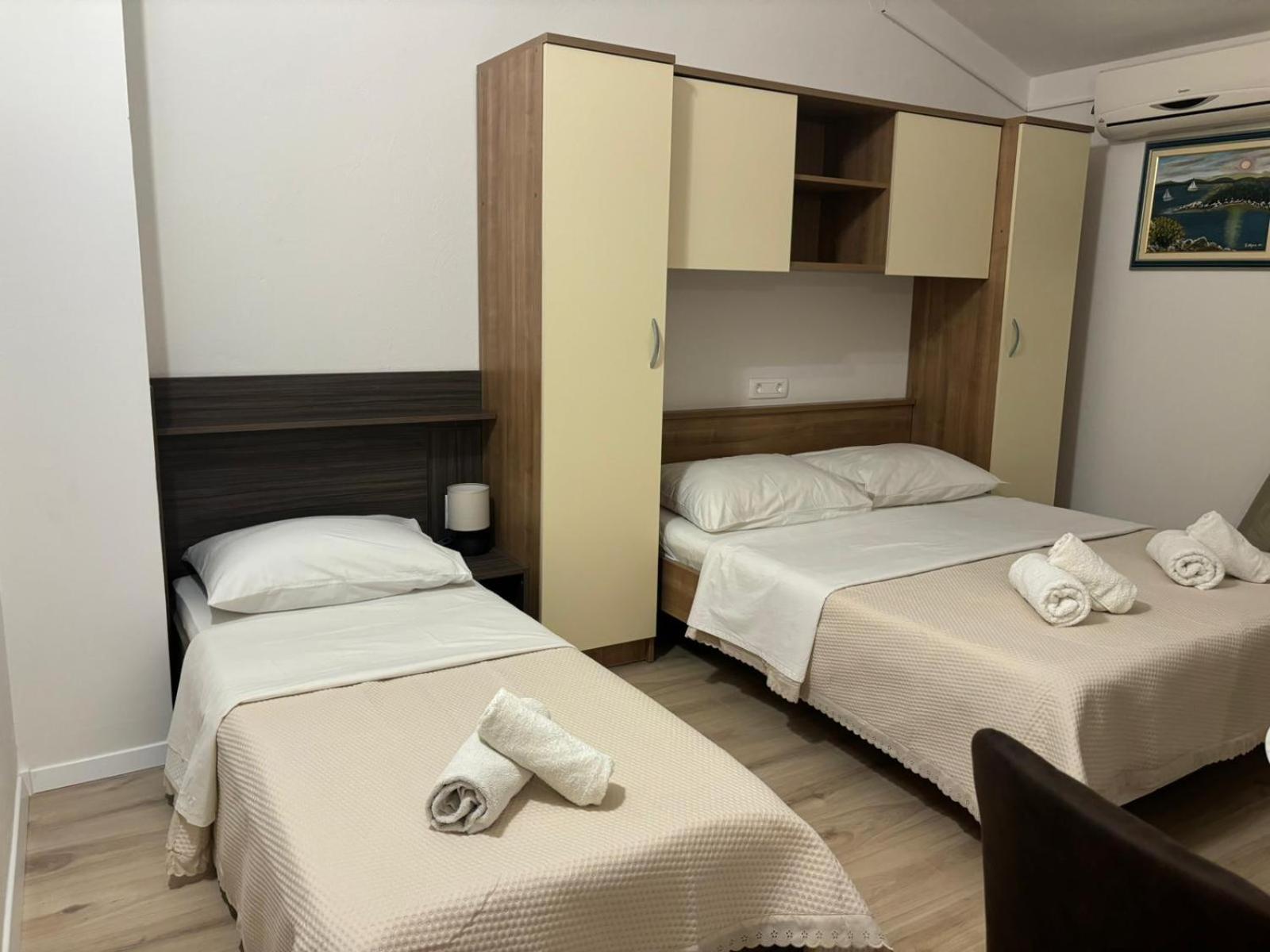 Grgo Apartments Drage Bagian luar foto