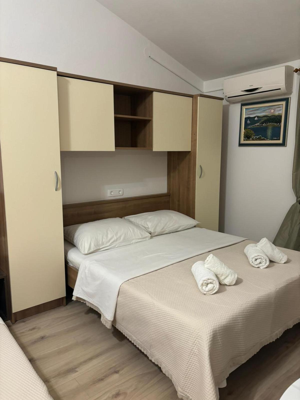 Grgo Apartments Drage Bagian luar foto